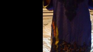 British Indian slut plays with pussy - porn video