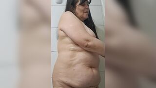 Stepmom behind the curtain with stepson ends up in blowjob and cumming in her mouth - porn video