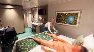 The girl at the hotel reception brings me a soda and helps me finish cumming - porn video